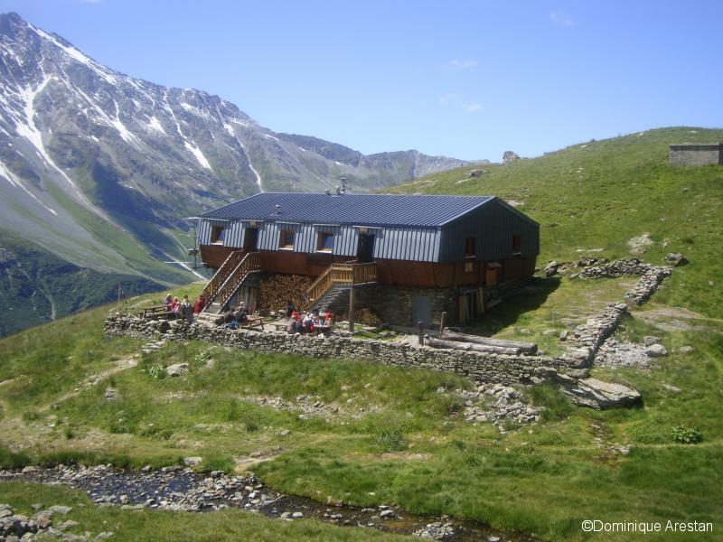 Refuge du Mont Pourri en été