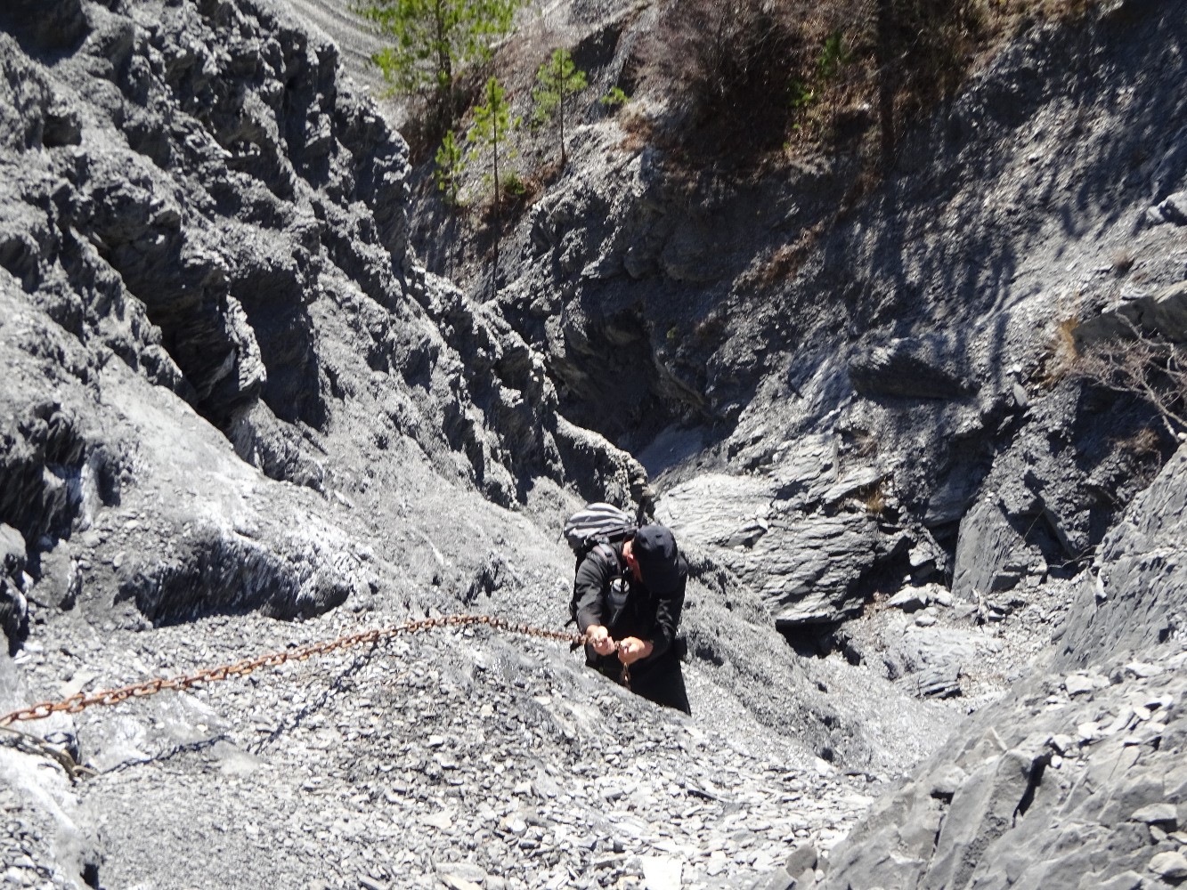 Ravine en versant sud du Serre de Gogue