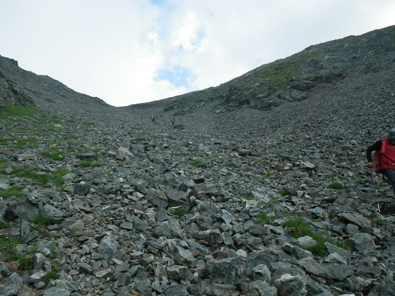 Combe sous le sommet menant dans le couloir de Jas Mouton