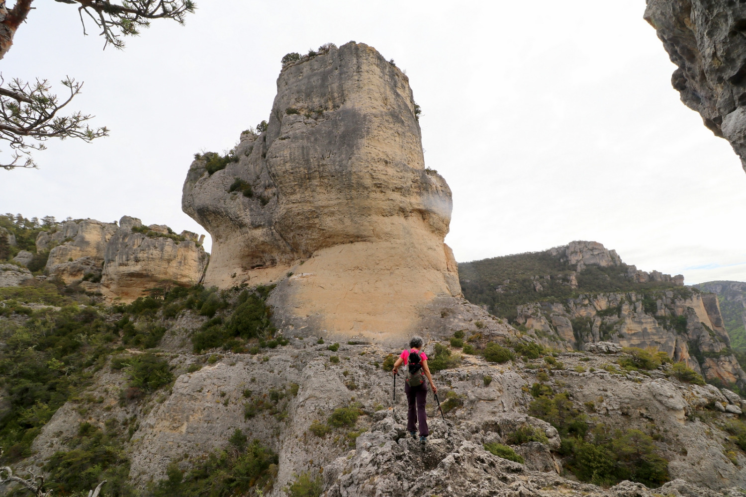 Rocher de Capluc, Sentier Brunet et Balcon du vertige