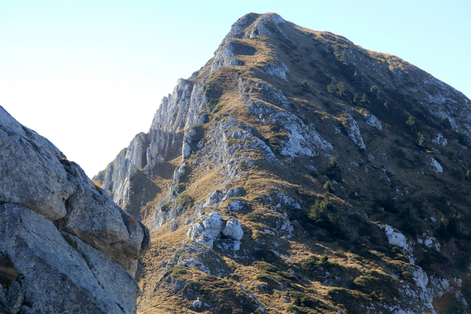 Rochers de l'Ours au départ de Saint Ange