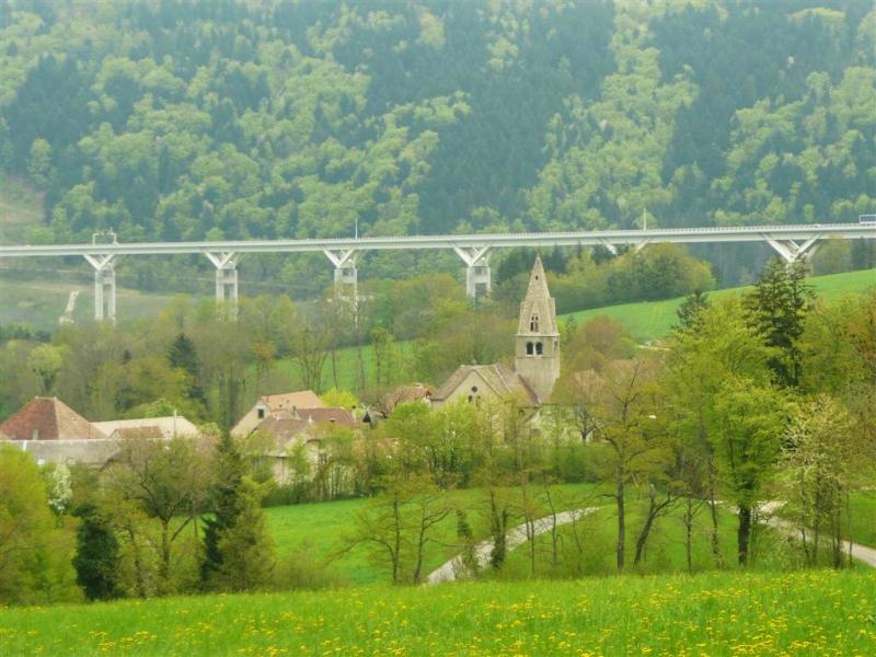 Saint Paul niché sous le pont mais sans nuisance