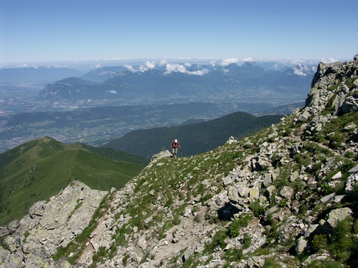 Sur l'arête