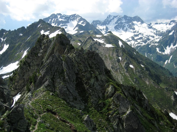 Sur l'arête