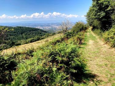 Saint-Etienne depuis le chemin qui redescend sur Salvaris