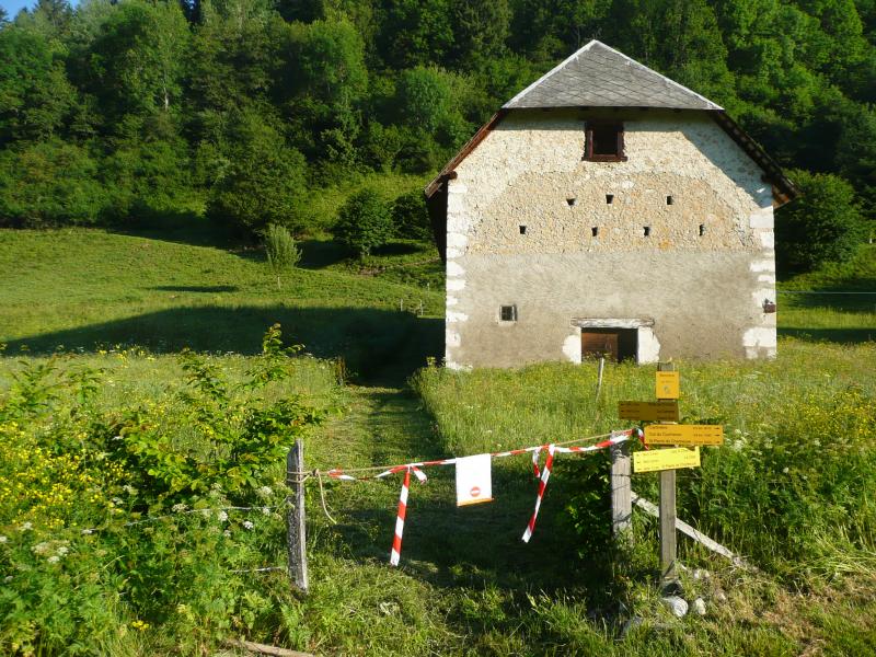 sentier barré