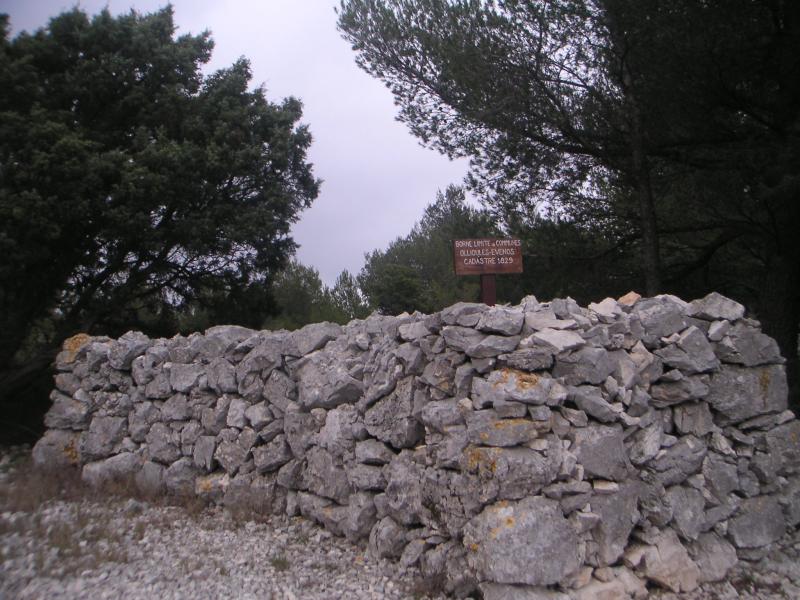 sentier des bornes