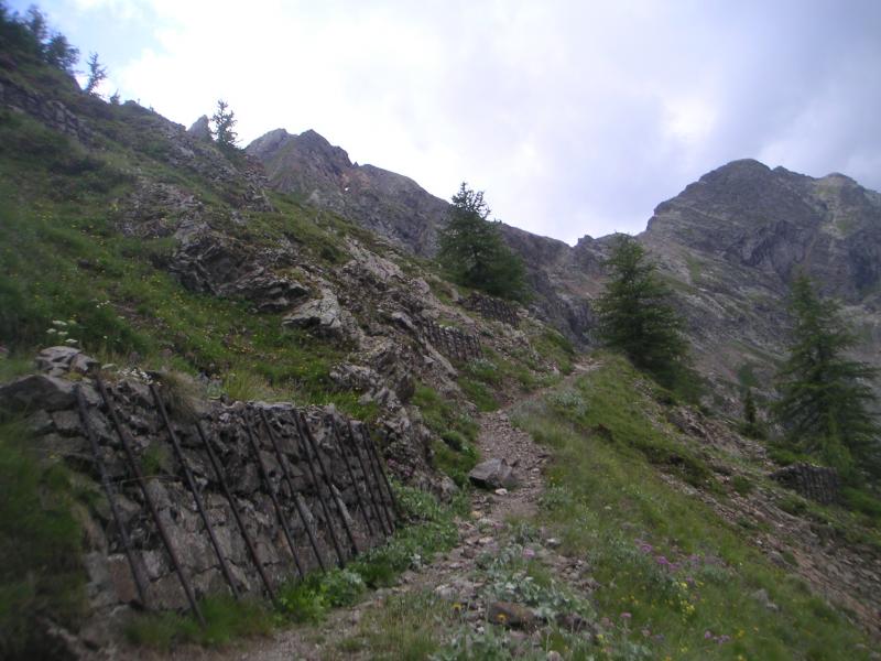 sentier versant cabane