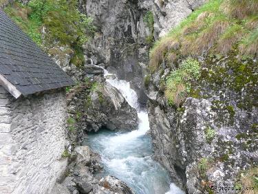 Moulin et cascade
