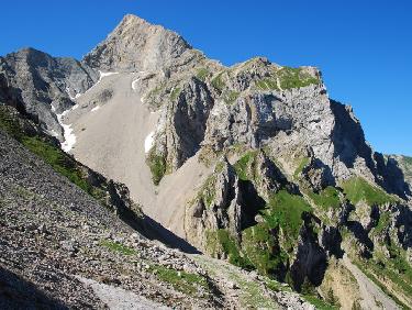 Montée au col des Aiguilles