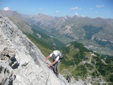 Passage aérien- VF de la P. des Neyzets (Ecrins)