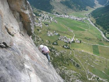 Dans la Via Ferrata de Ceillac (Queyras)
