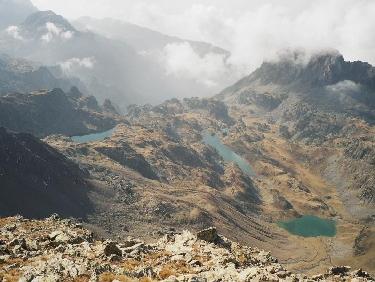 Quatre ou cinq lacs...