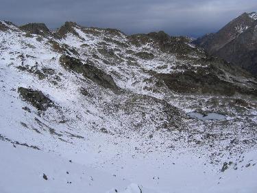 Descente vers le lac Moretan supérieur
