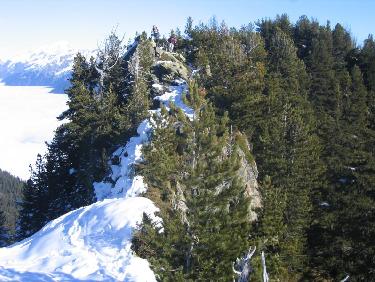 Une crête escarpée; sur la piste des chamois