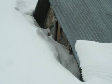 La baraque sous la neige