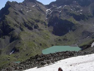 Dans la montée au col des lances