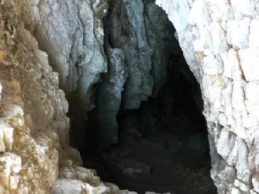 Grotte des Deux Soeurs