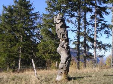 arbre sculpté