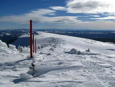 Suivez les piquets !