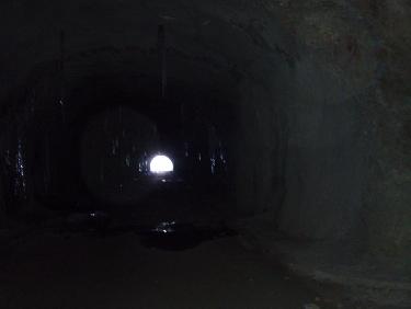 Ca glaçonne au milieu du tunnel