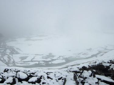 lac du Crozet encore gelé