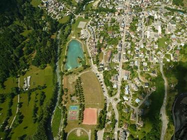 au dessus de Bozel avec le terrain à gauche