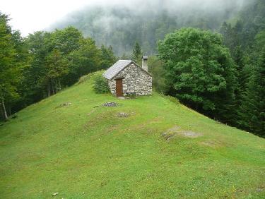 La ravissante cabane de Juzet