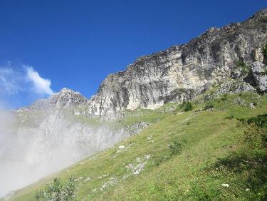 au dessus des nuages