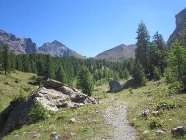 vers le col du Vallonet