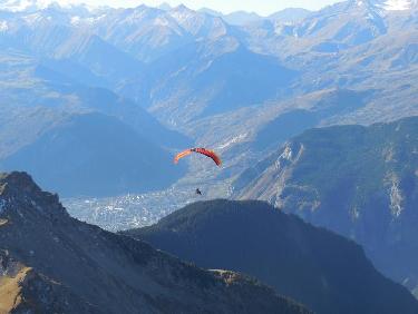 Michel se dirige vers la vallée