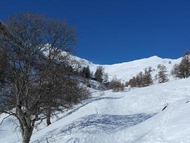 Entrée des Fonds avec l&apos;objectif à droite.