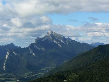 Le Grand Som depuis les crêtes