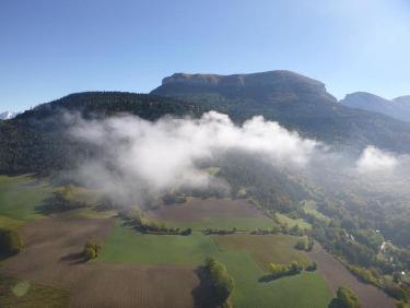 Le chatel avant d&apos;atterrir