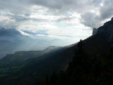 Lumière d&apos;automne sur les pentes de la Chartreuse