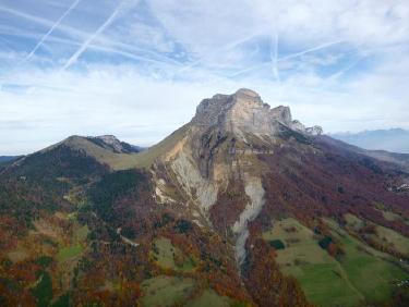 Une petite dent dans le rétro