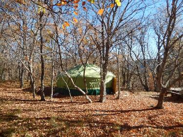 yourte à la Montagne de Gache