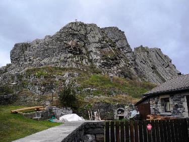 Le superbe rocher de QueyriÃ¨res
