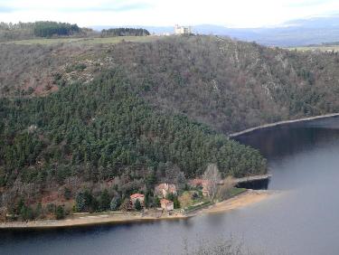 Le chÃ¢teau d&apos;Essalois et les Camaldules