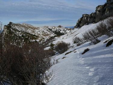 Refuge en vue, la neige est là