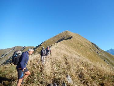 Montée à la Croix de Rougny