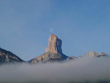 La lune en ligne de mire