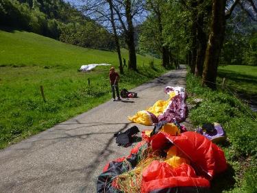 Fin du vol il reste a plier les gaules 
