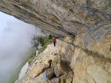 Au dessus de la Tour Percée