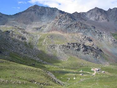 En vue du refuge de la Blanche