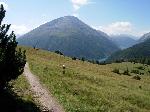 l&apos;Alp la Schera et lac italo-suisse Livigno