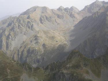 le refuge vu depuis la petite lance de Crozet