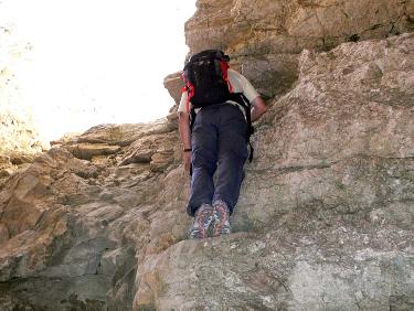 escalade dans la grotte