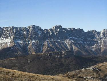 Panorama sur les falaises du Vercors