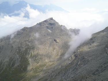 La nebbia surgit du pas de la Beccia